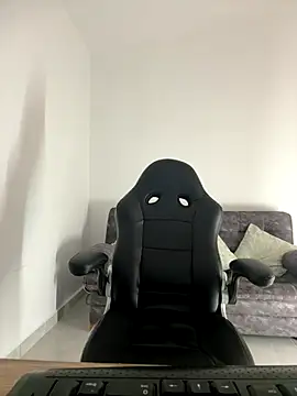 Megan lu2 online show from 8, 9, 2025