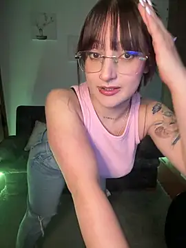 Megan lu2 online show from 12, 3, 2025