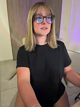 Megan lu2 online show from 4, 5, 2026