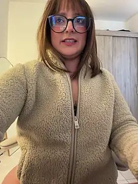 Megan lu2 online show from 20, 5, 2026