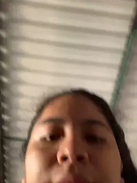 moncerrat luna online show from 5, 3, 2025