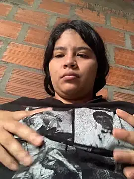 moncerrat luna online show from 15, 2, 2025