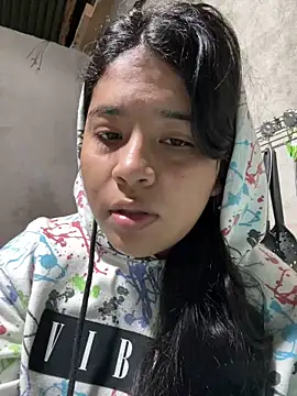 moncerrat luna online show from 7, 2, 2025