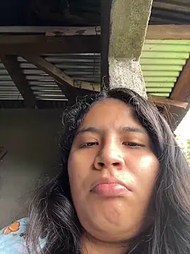 moncerrat luna online show from 11, 2, 2025