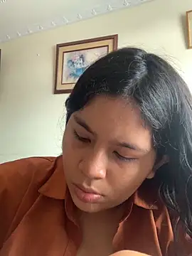 moncerrat luna online show from 30, 10, 2025