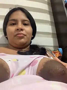 moncerrat luna online show from 27, 10, 2025