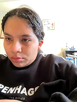 moncerrat luna online show from 16, 10, 2025