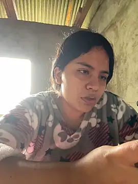 moncerrat luna online show from 21, 2, 2025