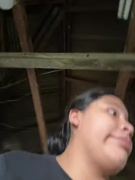 moncerrat luna online show from 15, 3, 2025