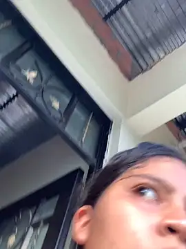 moncerrat luna online show from 6, 10, 2025