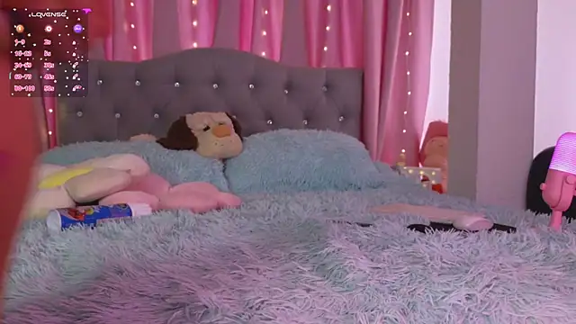 Emiily Scott1 online show from 21, 3, 2025