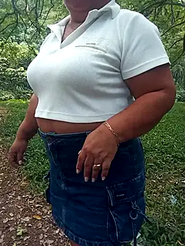 HORNY MATURE25 online show from 19, 10, 2025