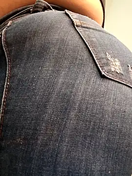 HORNY MATURE25 online show from 6, 3, 2026