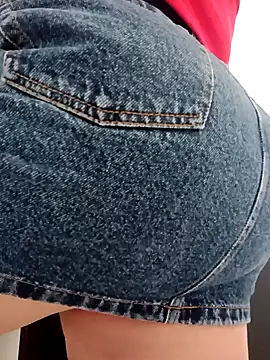 HORNY MATURE25 online show from 6, 10, 2025