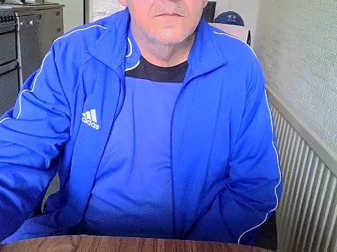 Snapshot of daddyflash chatting on 5, 2, 2026 daddyflash online show from 5, 2, 2026