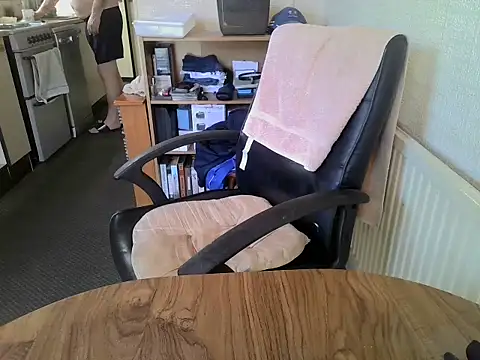 Snapshot of daddyflash chatting on 4, 7, 2026 daddyflash online show from 4, 7, 2026