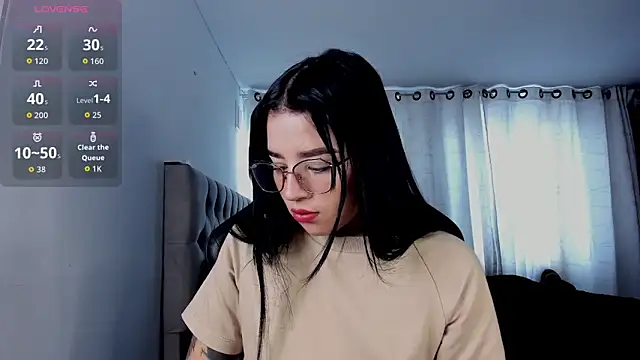 aliice walker  online show from 16, 12, 2025