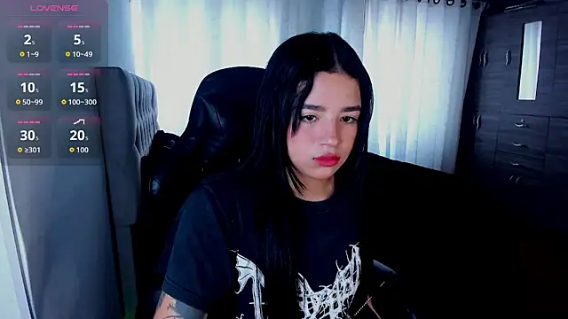 aliice walker  online show from 19, 12, 2025