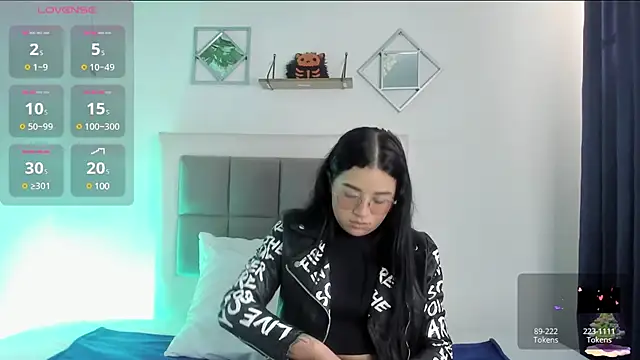 aliice walker  online show from 21, 1, 2025