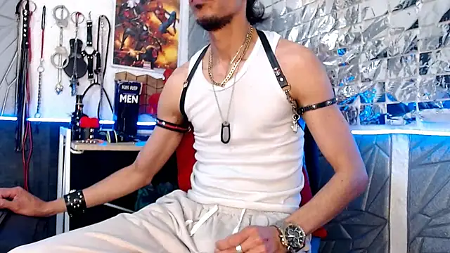 Mensecret69 online show from 17, 2, 2025