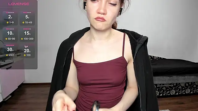 KitsuneRem online show from 22, 9, 2025