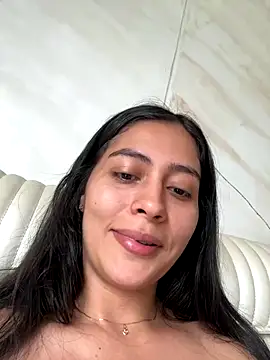 Sophie  Foxxx online show from 3, 10, 2025