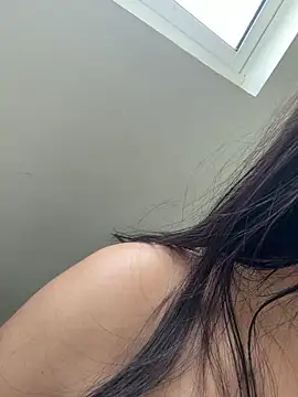 Sophie  Foxxx online show from 18, 5, 2026