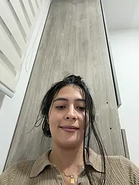 Snapshot of Sophie__Foxxx chatting on 5, 7, 2026 Sophie Foxxx online show from 5, 7, 2026