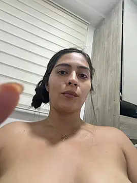 Snapshot of Sophie__Foxxx chatting on 15, 6, 2026 Sophie Foxxx online show from 15, 6, 2026