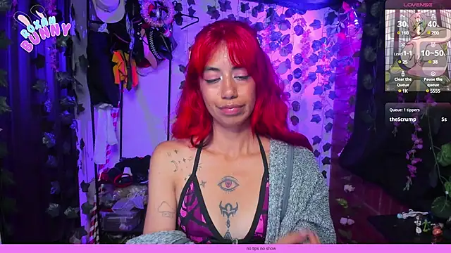 Roxanbunny1 online show from 9, 3, 2025