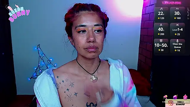 Roxanbunny1 online show from 3, 10, 2025