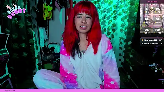 Roxanbunny1 online show from 15, 3, 2025