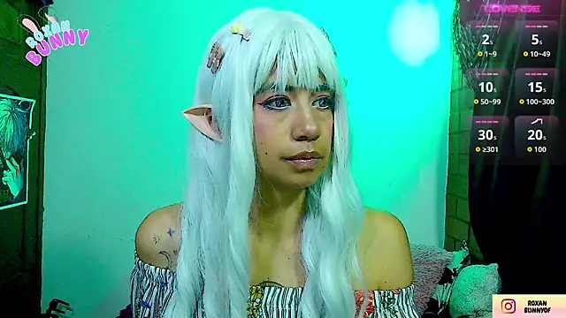 Roxanbunny1 online show from 25, 11, 2025