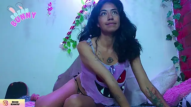 Roxanbunny1 online show from 13, 12, 2025