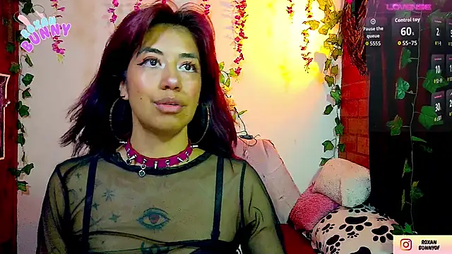 Roxanbunny1 online show from 27, 11, 2025