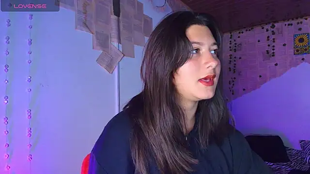 kisstarxxx online show from 12, 9, 2025