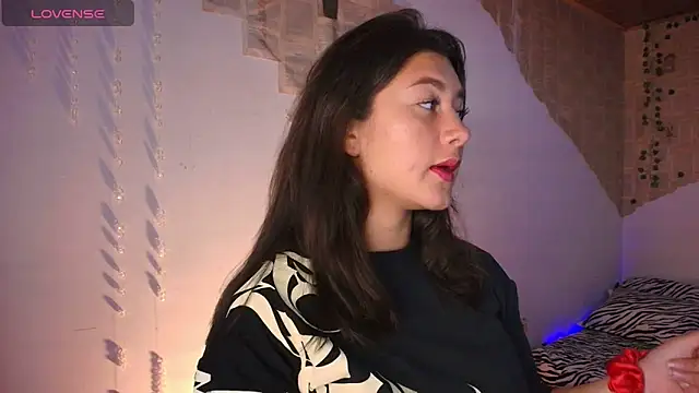 kisstarxxx online show from 17, 9, 2025