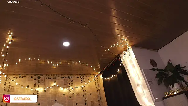 kisstarxxx online show from 7, 11, 2025