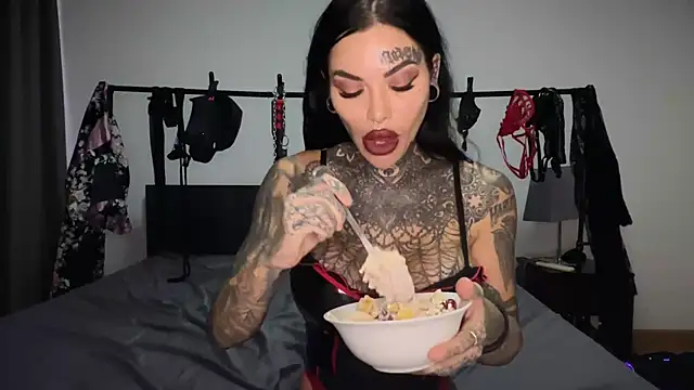 claudiacvc95 online show from 29, 10, 2025