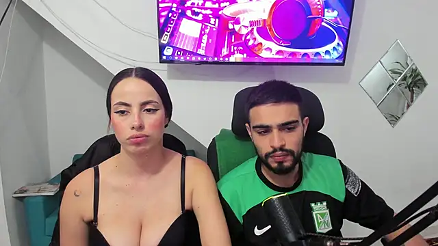 Lia-y-felipe online show from 23, 12, 2025