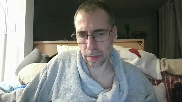 ptitcanard60600 online show from 9, 3, 2026