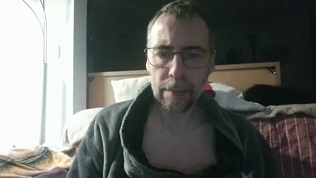 ptitcanard60600 online show from 31, 3, 2026