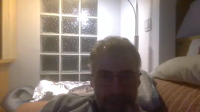 ptitcanard60600 online show from 1, 12, 2025