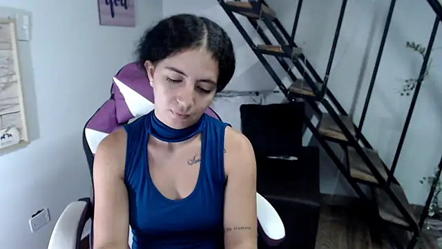 samantha baby  online show from 15, 11, 2025