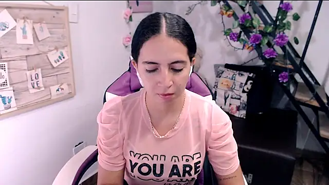 samantha baby  online show from 22, 5, 2026