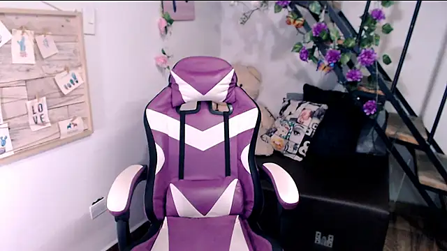 Snapshot of samantha_baby_ chatting on 4, 6, 2026 samantha baby online show from 4, 6, 2026