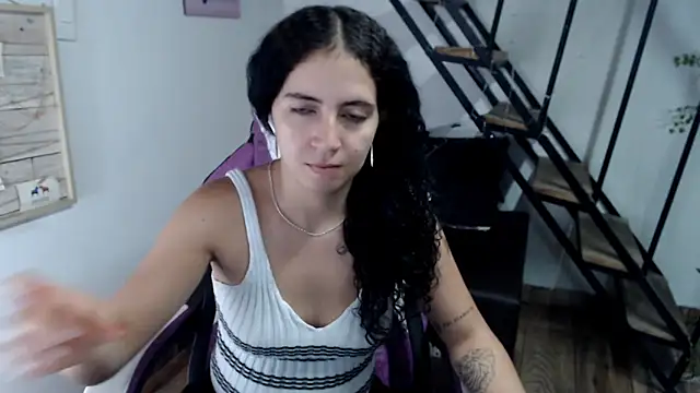 samantha baby  online show from 4, 11, 2025