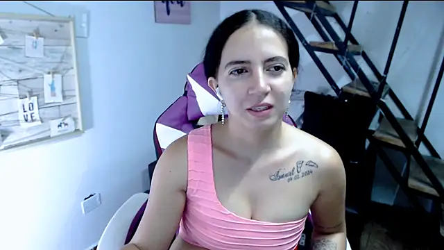 samantha baby  online show from 22, 9, 2025