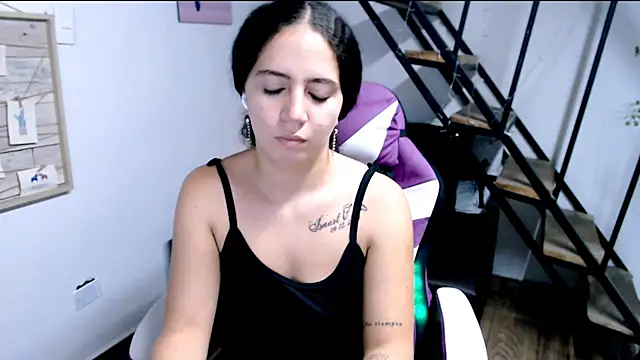 samantha baby  online show from 27, 9, 2025