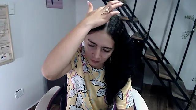 samantha baby  online show from 16, 10, 2025